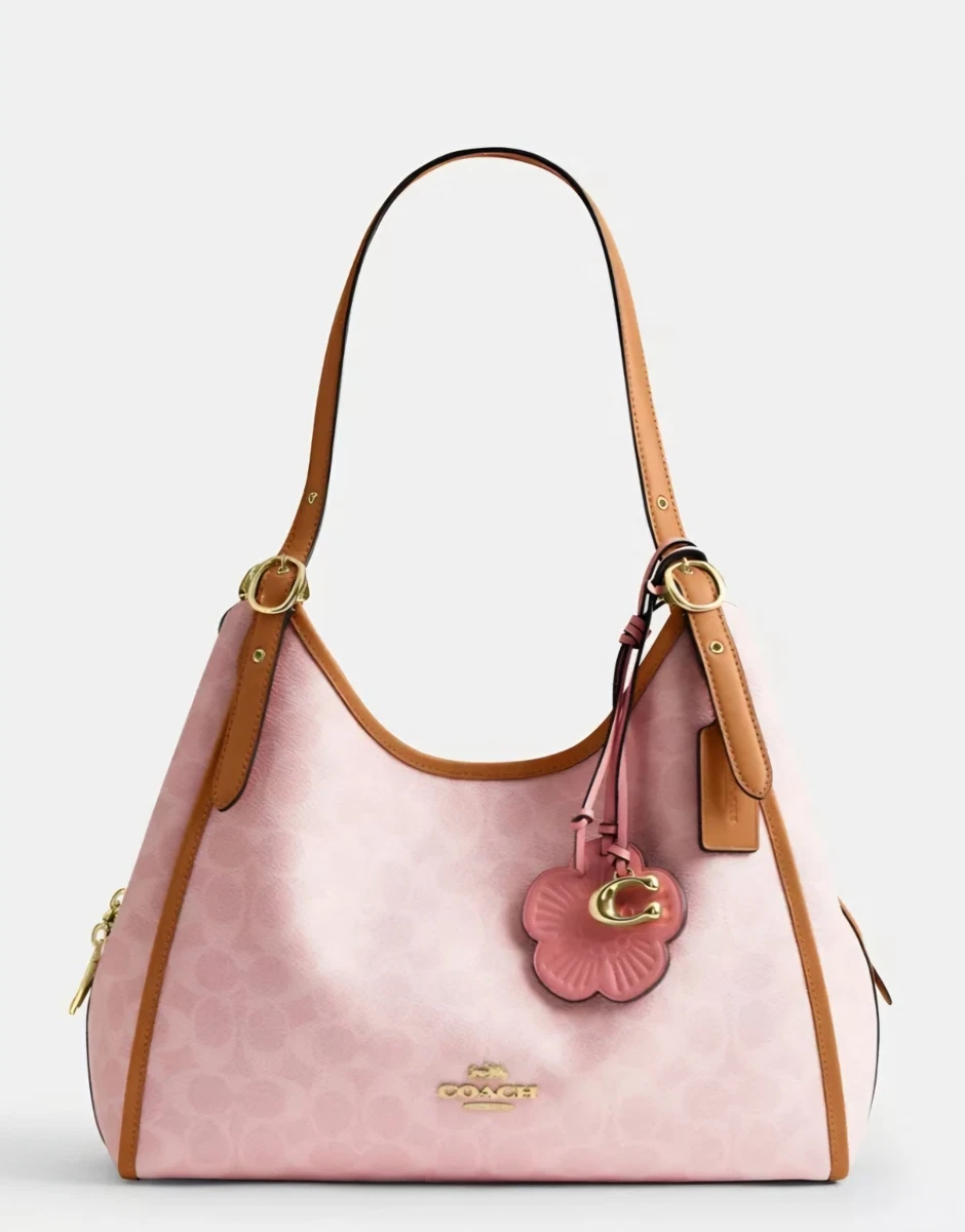 COACH　ハンドバック COACH（コーチ） モコモコが可愛い COACH CZ101 カーゴ トート バッグ