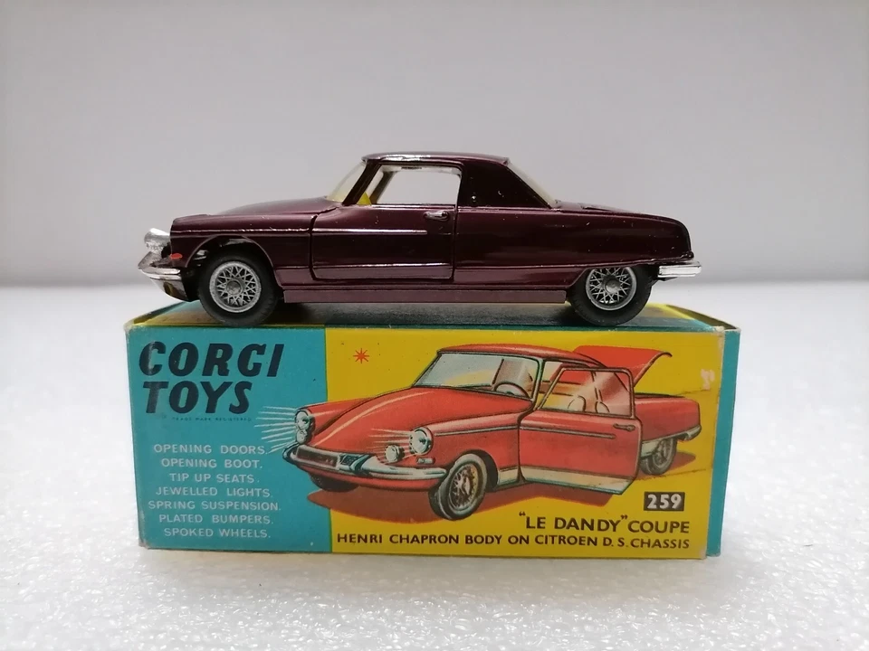 CITROEN Le Dandy Henry Chapron on DS Chassis - Corgi toys 259 , Gt. Britain 1959 - Image 3 of 4