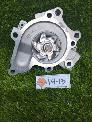 Vintage Gms Engine Water Pump L8111630100 For Ford New Lynx FP  Parts NOS 