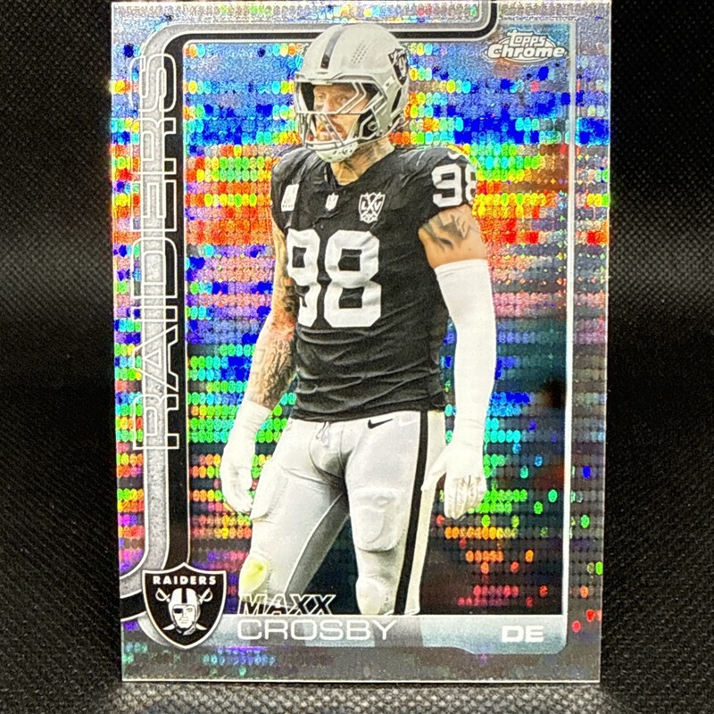 2025 Topps Chrome Football Maxx Crosby Pulsar Parallel #180 Las Vegas Raiders 