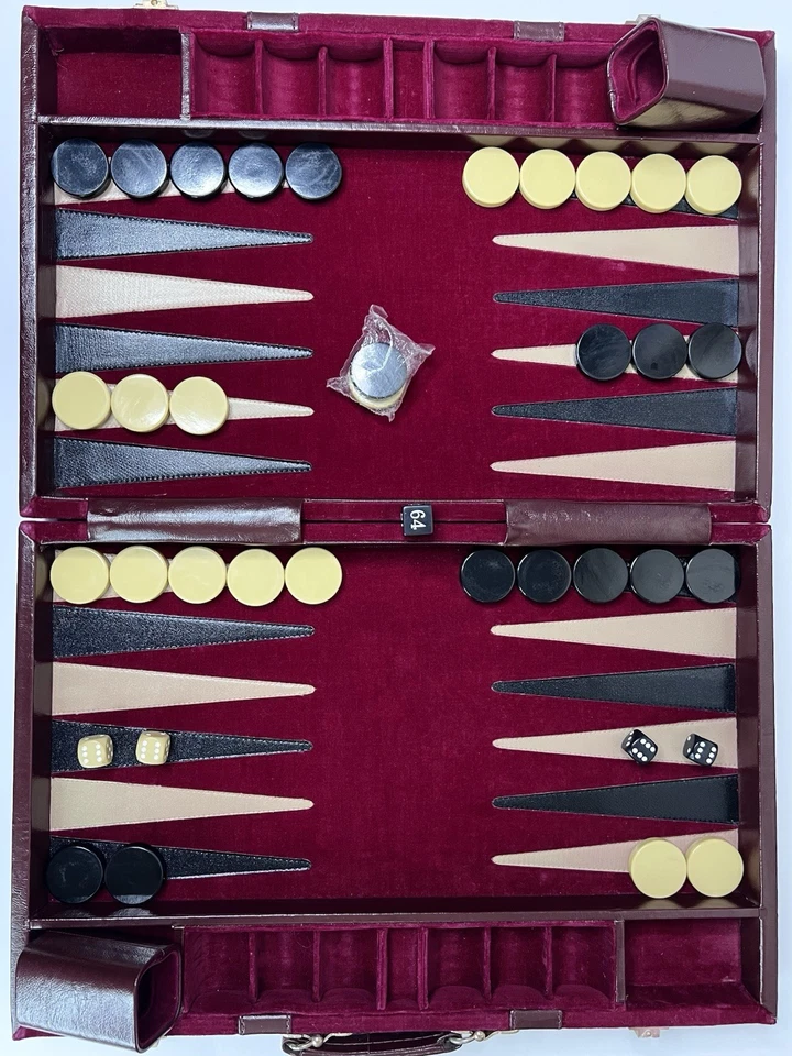 Vintage Pierre Cardin Backgammon Set Velour Attaché Case 1970s w/ Cups Manual - Image 4 of 4