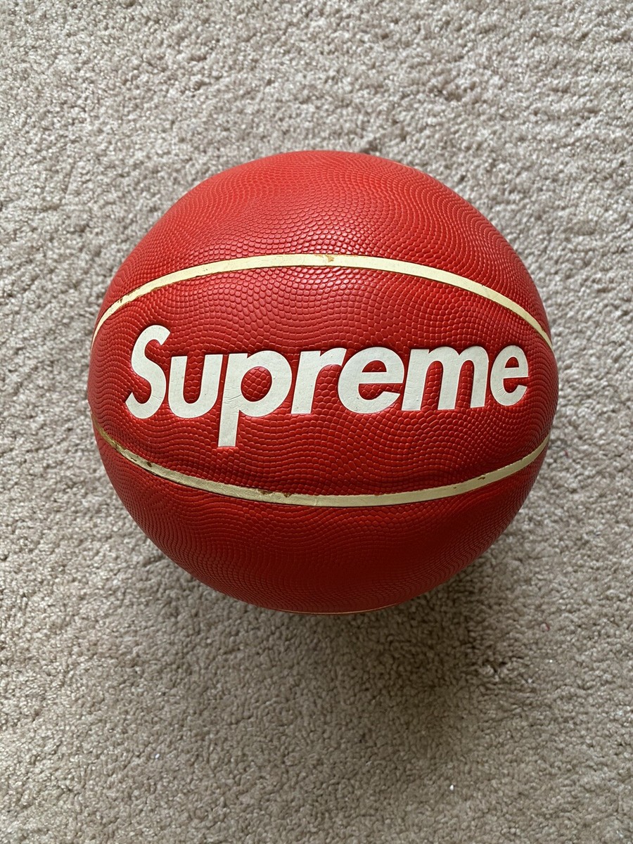 Supreme - Supreme®/Spalding® Washington Basketball Fall/Winter 2020 Preview – Supreme