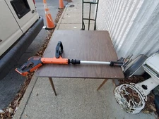 Black & Decker LSTE525 20V MAX 12'' Cordless String Trimmer/Edger Kit 1.5 A