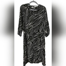 ZARA BUTTON DOWN DRESS SIZE SMALL