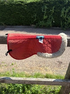 Numed Hi Wither Real Wool Half Pad Red Size L