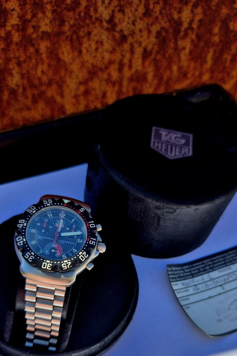 Acquista TAG Heuer Formula 1 Chronograph CAZ101AP.BA0842 | CAZ101AP. BA0842