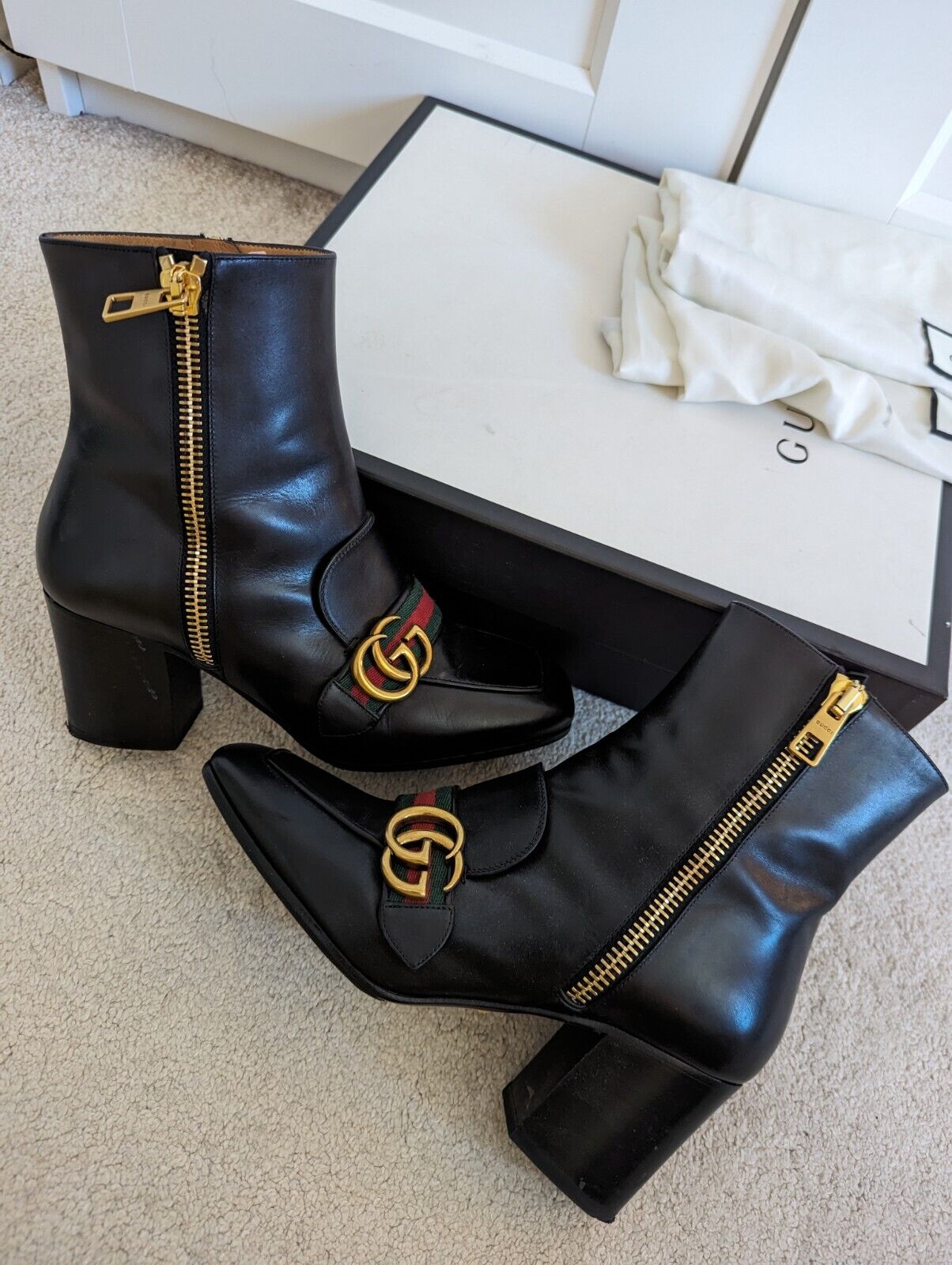 Gucci Women's Peyton Black Leather GG Marmont Ank… - image 1