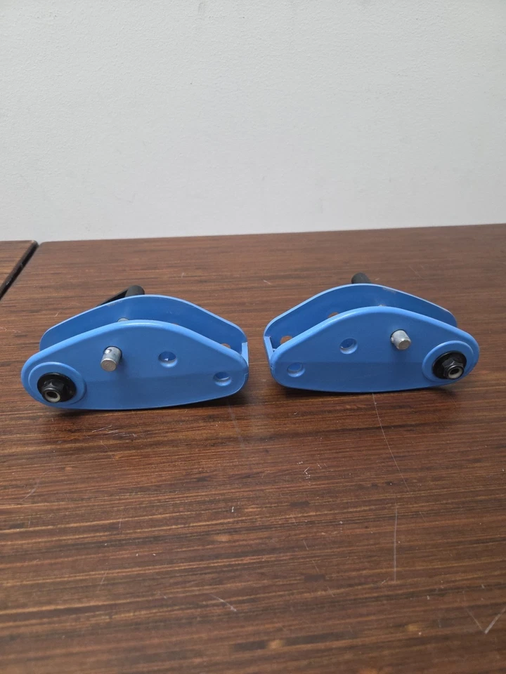 Weslo Cadence G-40  Treadmill  Adjustable Incline Feet (88) - Image 2 of 4