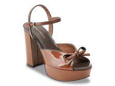 Woman's Sandals Marc Fisher Dera Platform Sandal