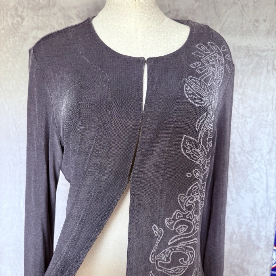 Chico's Elegant Gray Silver Paisley Art-to-Wear Floral Travelers Jacket Sz 2 (L) - Image 4 of 4