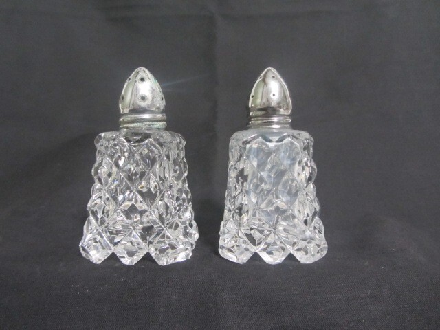 Vintage Crystal Clear Diamond Design Glass  Salt & Pepper Shakers Aluminum Tops