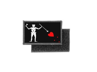 Patch Aufnäher bedruckt Piratenflagge Edward Teach Bart schwarz