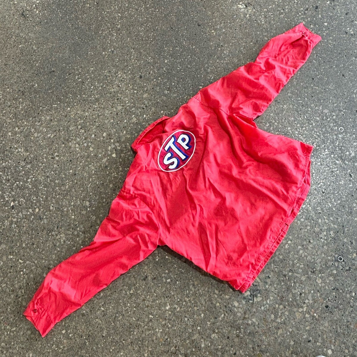 Vintage 70s STP Motor Oil Nylon Race Jacket w/ Patch Zipper Men's Vintage 70s STP Motor Oil Nylon Race Jacket w/ Patch Zipper Men's