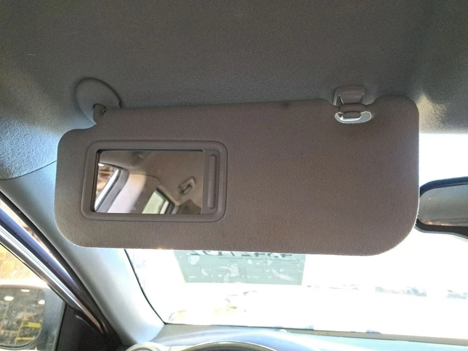 Lh Driver Side Sun Visor/Sunvisor 2009 Vibe Sku#4279106 - Image 2 of 4