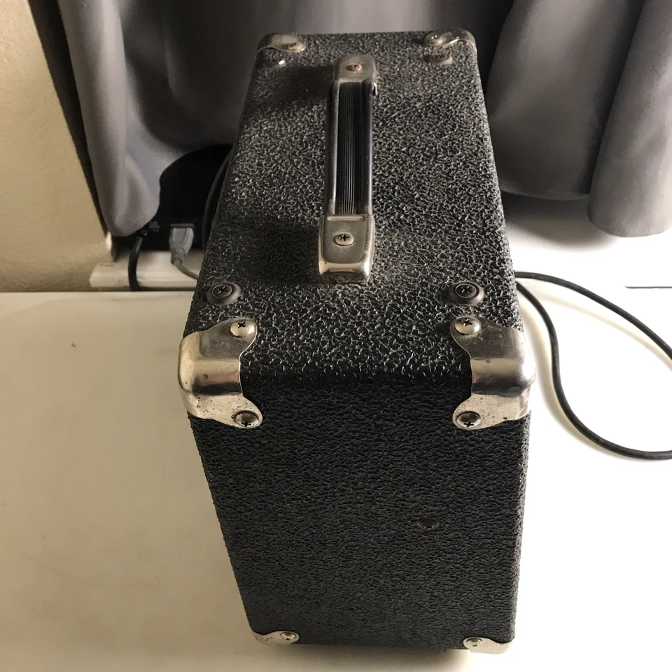 Peavey Audition 20 Guitar Amplifier - Image 4 of 4