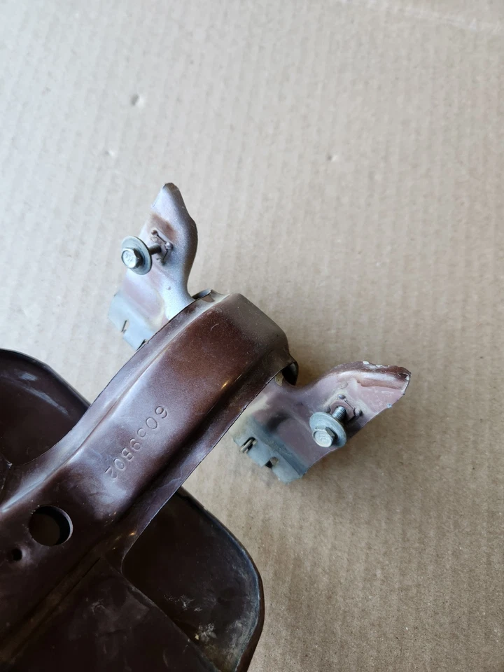 Camión Ford F150 Bronco 1980-1986 81 82 83 84 85 86 diésel puerta de llenado de combustible IDI 6,9 Foto 4 de 4