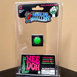 World's Smallest Nee Doh Groovy Glob Squeeze Ball Green Glow in Dark 1.5in