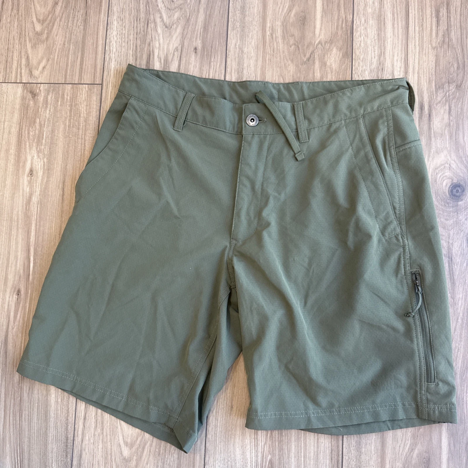 The North Face Shorts Mens 33 Green Rolling Sun Packable Short Performance 9in