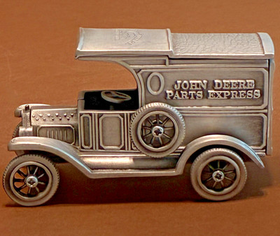 John Deere Parts Express Pewter Truck Bank 1989 Winning Edge Nashville #424