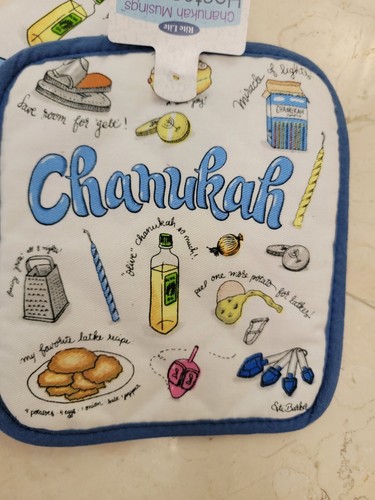 2 pc KITCHEN SET: 1 OVEN MITT & 1 POT HOLDER, CHANUKAH THEME, FOOD & DREIDELS - Picture 2 of 19