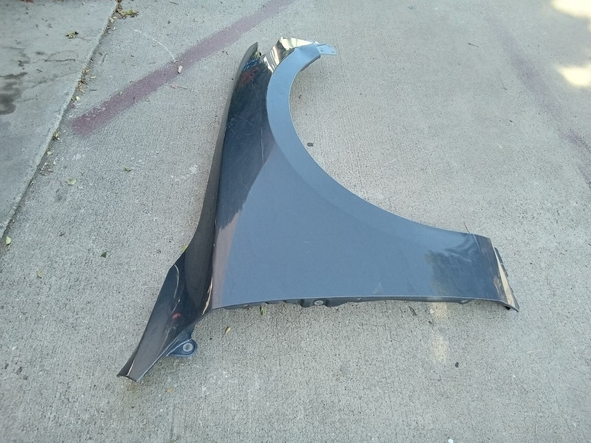 2019-2023 Mazda 3 Right Side Fender OEM (w2-13) | Genuine OEM