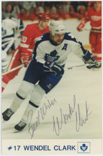 Wendel Clark Maple Leafs Vintage Autographed Signed Photo AMCo COA 28279