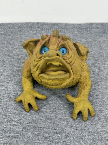 Vintage 1987 Original Boglins "SQUIDGE" Seven Towns Hand Puppet Monster RARE