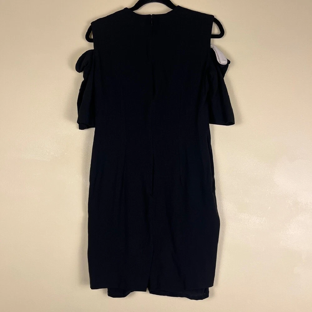 Abito ALEXANDER MCQUEEN con spalle ritagliate taglia 44 (US 10) nero scollo a V