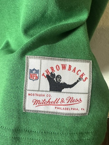 Philadelphia Eagles Sweatshirt Hoodie Women's XL Crop Mitchell & Ness NWT - Picture 2 of 5