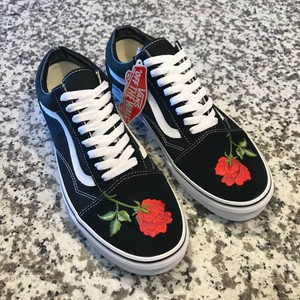 vans old skool black rose