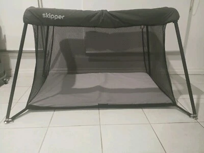 childcare skipper portacot