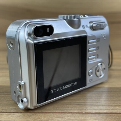 Victor 3CCD ビデオカメラ 本体 Vivitar Vivicam 5385 Digital Camera 3X Optical Zoom 5MP LCD