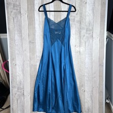 Vintage Victoria Secret Gold Label Lace Bodice Long Nightgown Medium Teal Slit