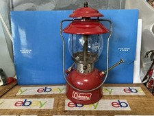 VINTAGE 1970 CZERWONA LATARNIA COLEMAN MODEL 200A POJEDYNCZY PŁASZCZ