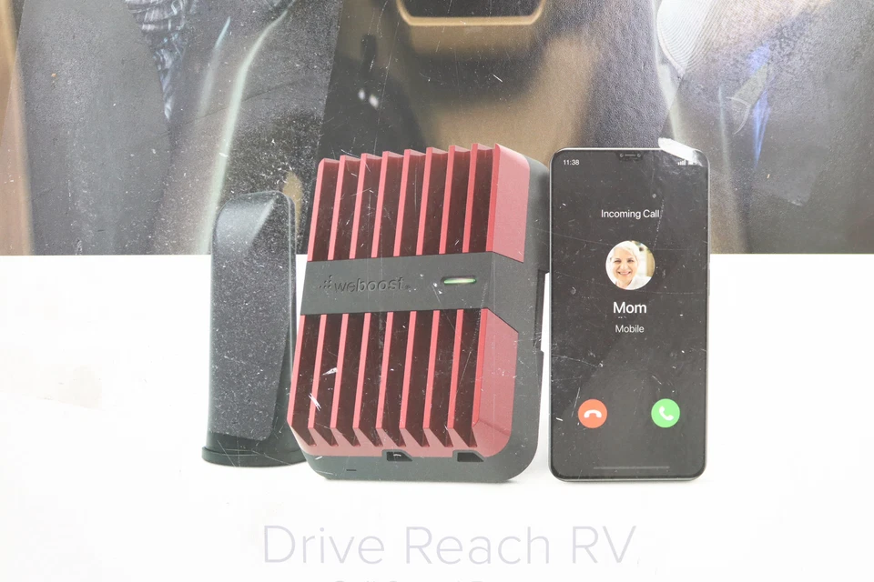 WeBoost Drive Reach RV - Kit amplificador de señal de teléfono celular | Aumenta 4G LTE y 5G Foto 2 de 4
