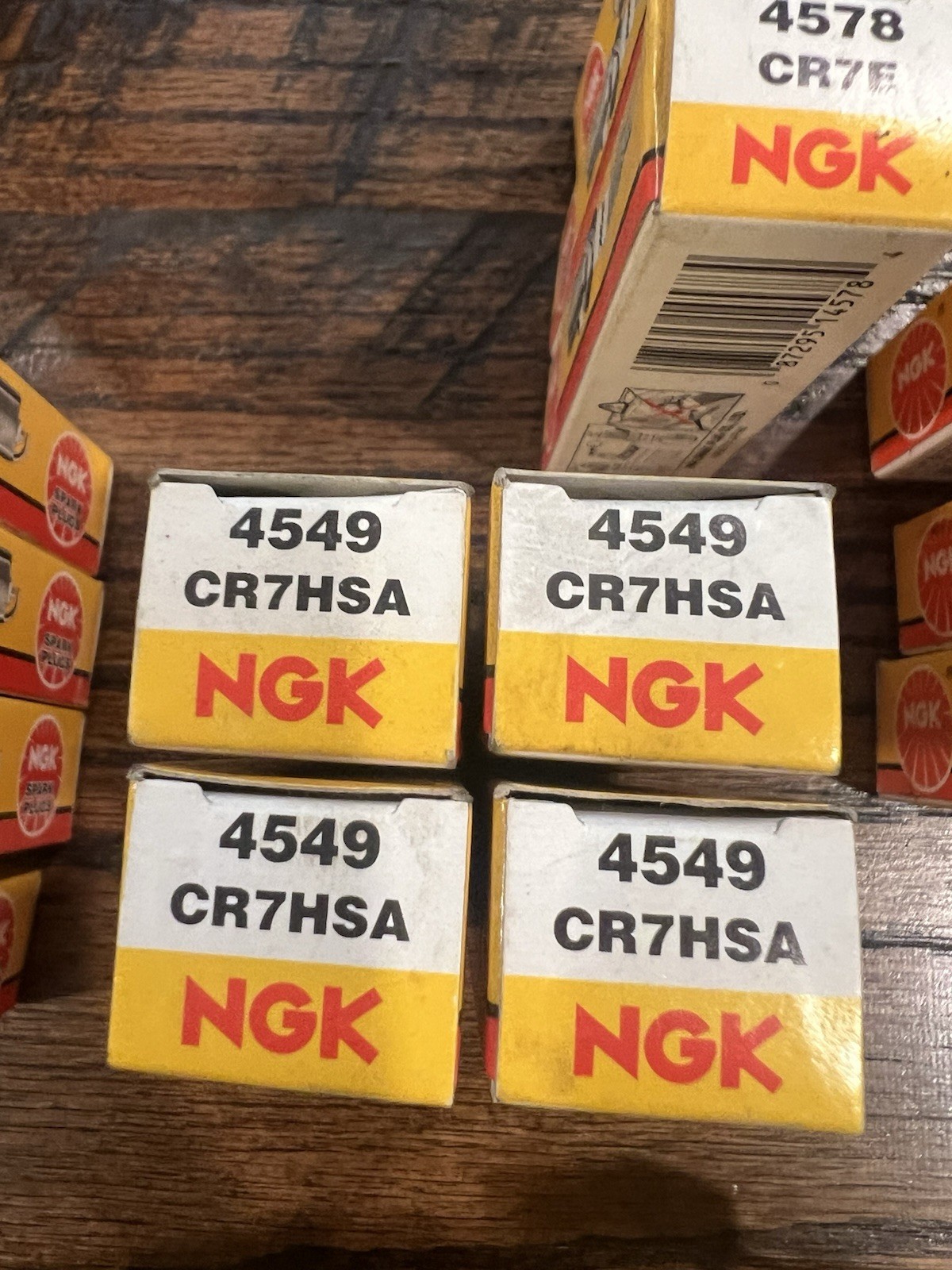 SET OF 4 NGK CR7HSA Spark Plug 4549