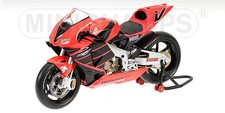 1:12 2001 Valentino Rossi --  #46 Honda RC211V -- Summer Test -- Minichamps