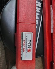 Matco Tools Trb100 38 Drive Torque Wrench 10-100 Ft.-lbs. W Case Matco Tools Trb100 38 Drive Torque Wrench 10-100 Ft.-lbs. W Case