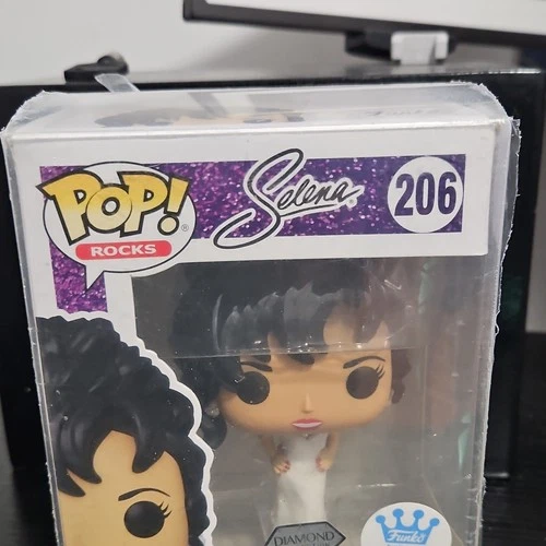 Funko Pop! Rocks Selena Diamond Exclusive #206 Vinyl Figure