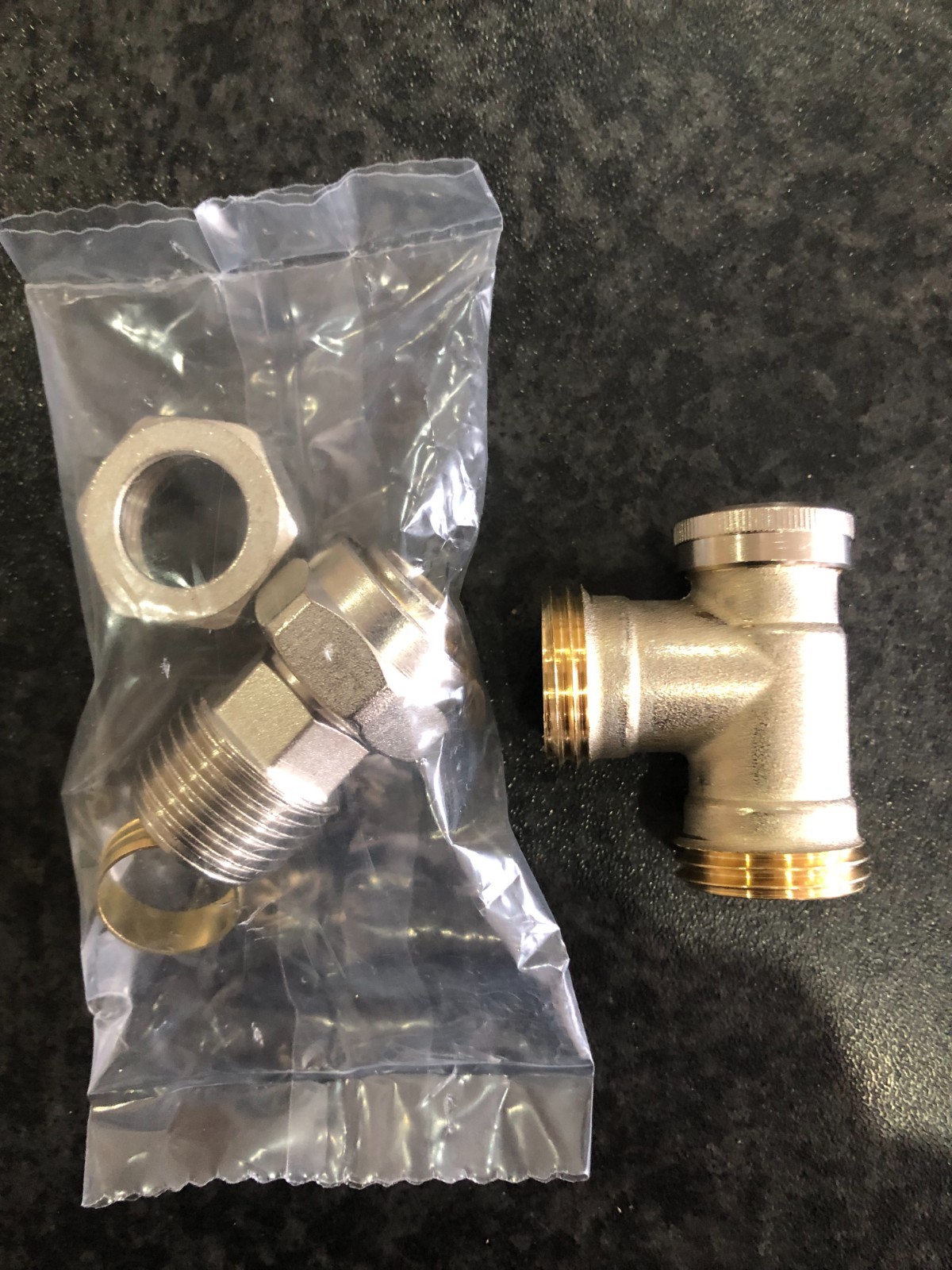 Danfoss RLV-D Lockshield Valve 15mm 003L0203 in Nickel finish