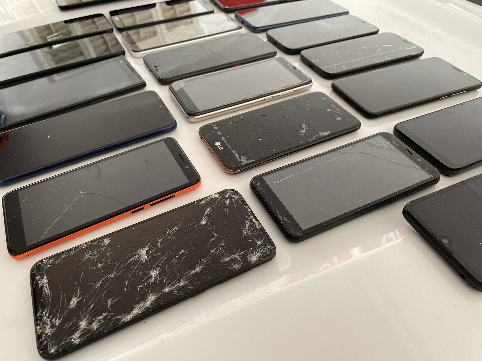 Lot of 21 Android Phones (untested), Motorola, ZTE, Cricket, Etc