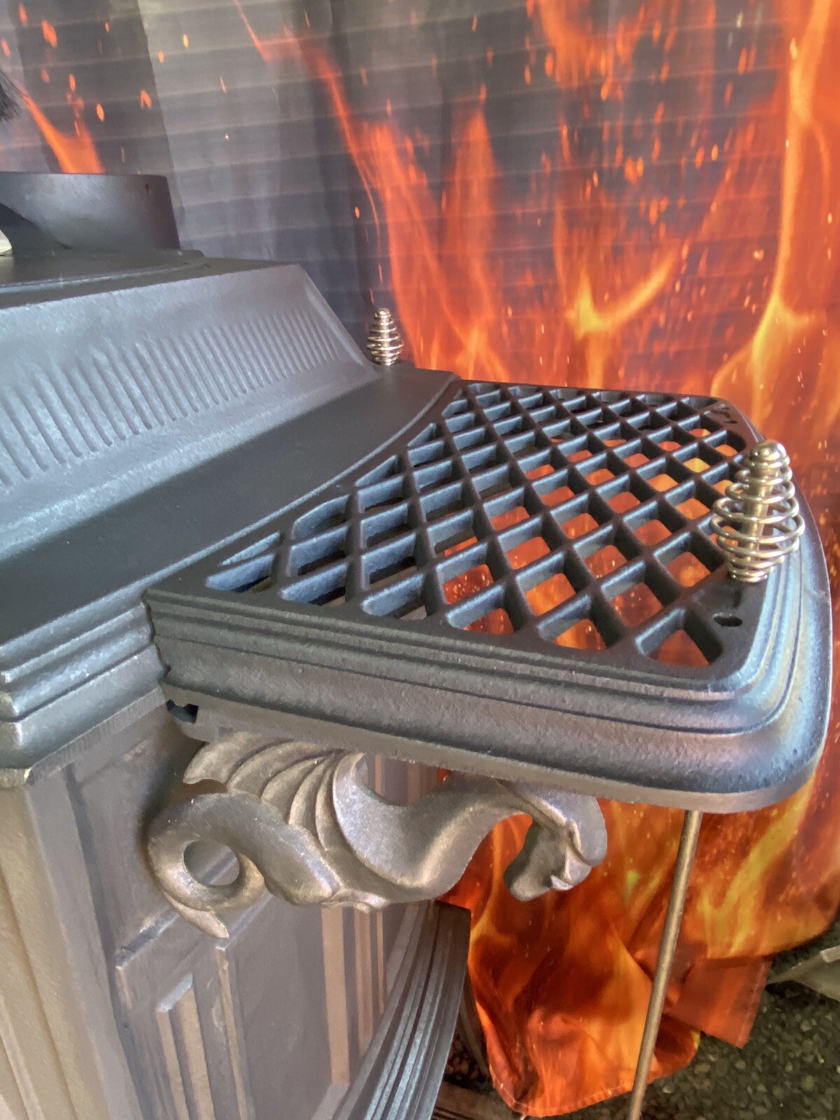 Vermont Castings VIGILANT w/ Warming Shelves, Glass Doors [Coal / Wood