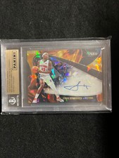 2019-20 Panini America NBA Player of Day Sekou Doumbouya Auto/25 Beckett Pistons