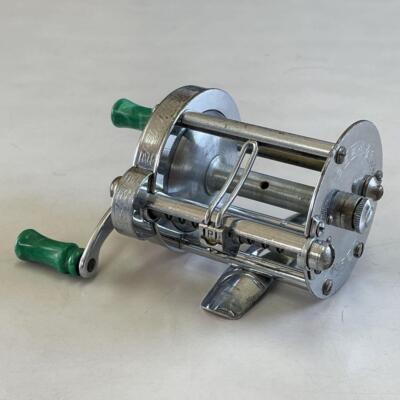 PFLUEGER AKRON 1893 ダイレクトリール トップウォーター PFLUEGER AKRON 1893 ダイレクトリール トップウォーター