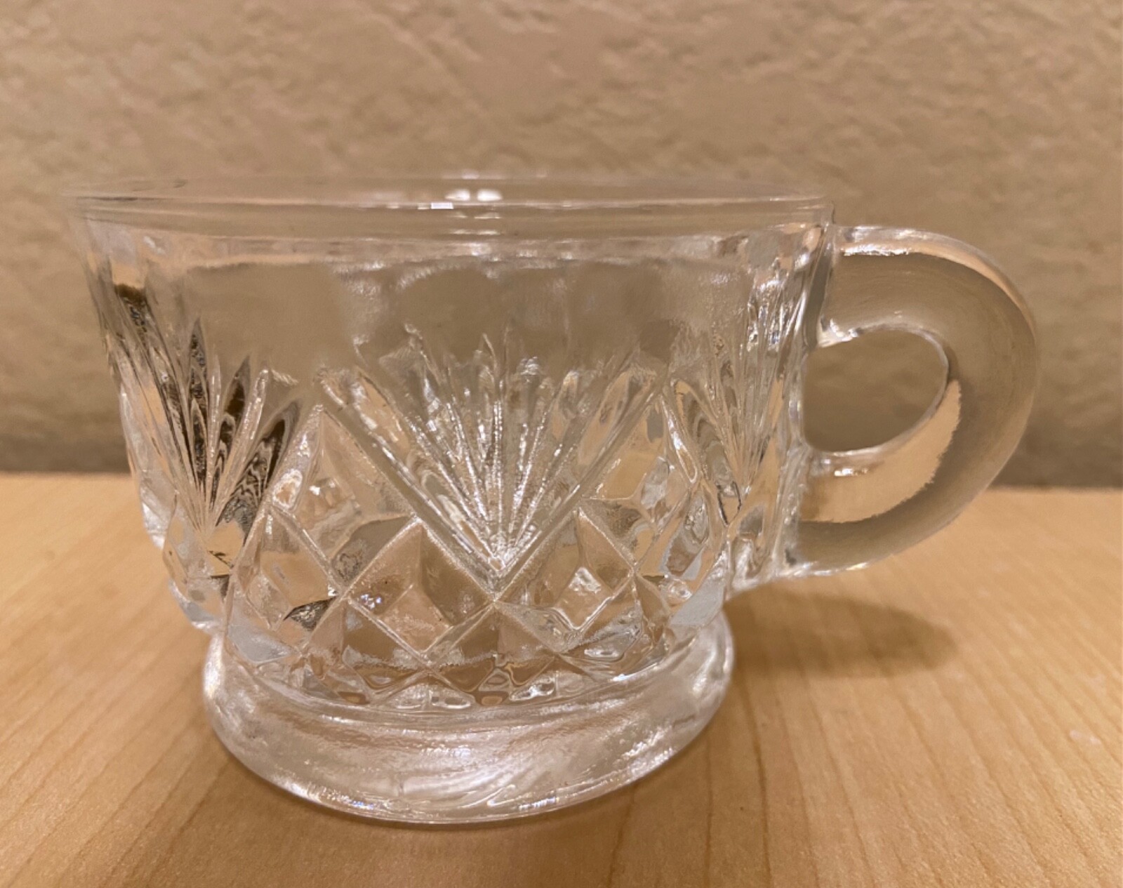 Set of 12 L.E. Smith Glass Co.  Pineapple Diamond Fan Punch Glass Cups