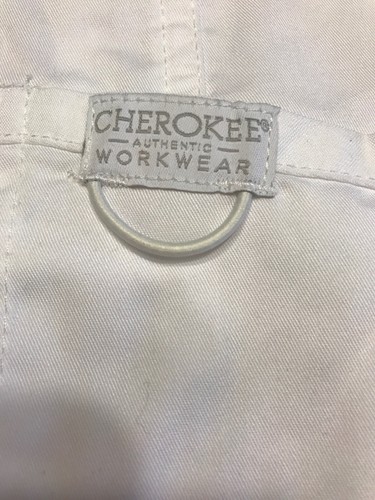 NEW Cherokee Womens Workwear Scrubs Modern White Classic V-Neck Top Small - Picture 4 of 7