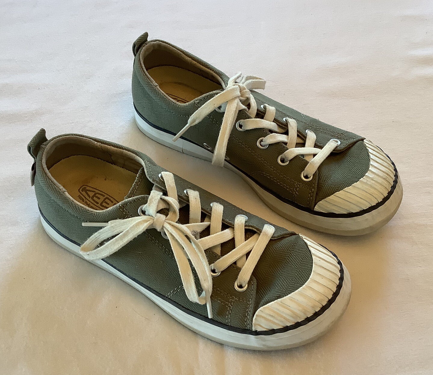 womens keen elsa sneaker