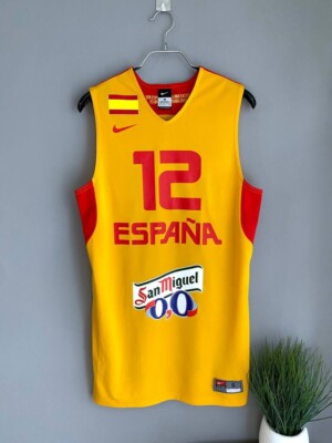 Spain National Team Basketball Jersey ''Eurobasket 2013'' (#12 LLULL) Size S, Nike