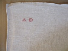 Drap N°279 de milieu ancien en chanvre et lin petit monogramme 190 X 224 Cm  