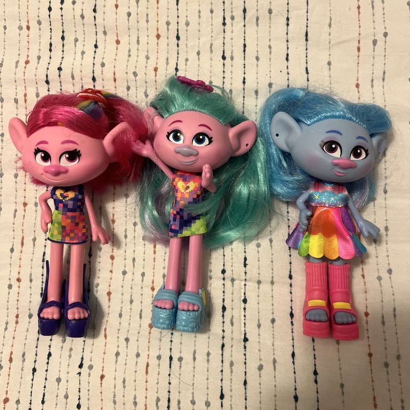 Dreamworks Trolls World Tour doll, Glam Satin
